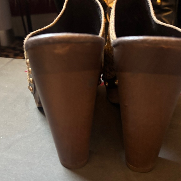 UGG Leopard Print Platform Mules Calf Hair - Picture 4 of 9